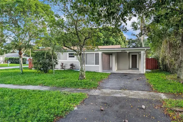 5500 SW 7th St, Margate, FL 33068