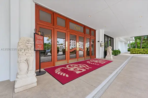 700 Biltmore Way #814, Coral Gables, FL 33134