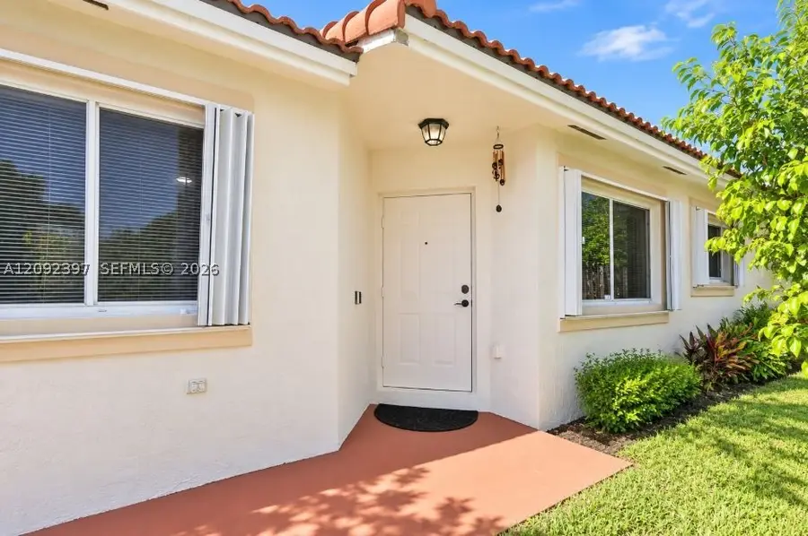 127 Danielle Ct, Weston, FL 33326 - #2