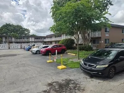 2838 Madison St #12, Hollywood, FL 33020