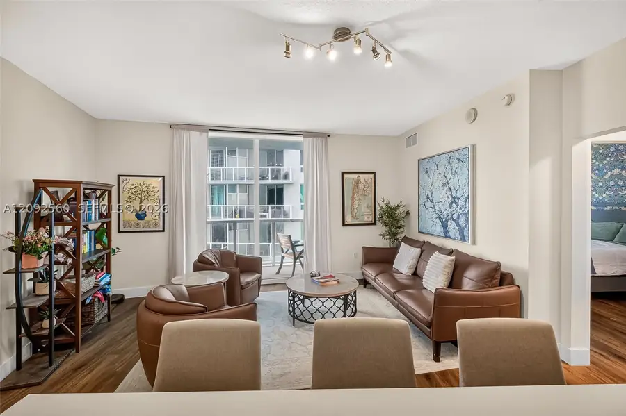 1900 N Bayshore Dr #2717, Miami, FL 33132 - #2