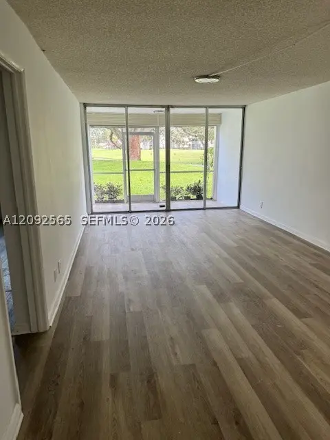 9441 Live Oak Pl #104, Davie, FL 33324