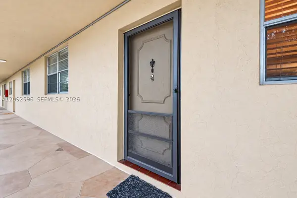 3900 NW 76th Ave #111, Sunrise, FL 33351