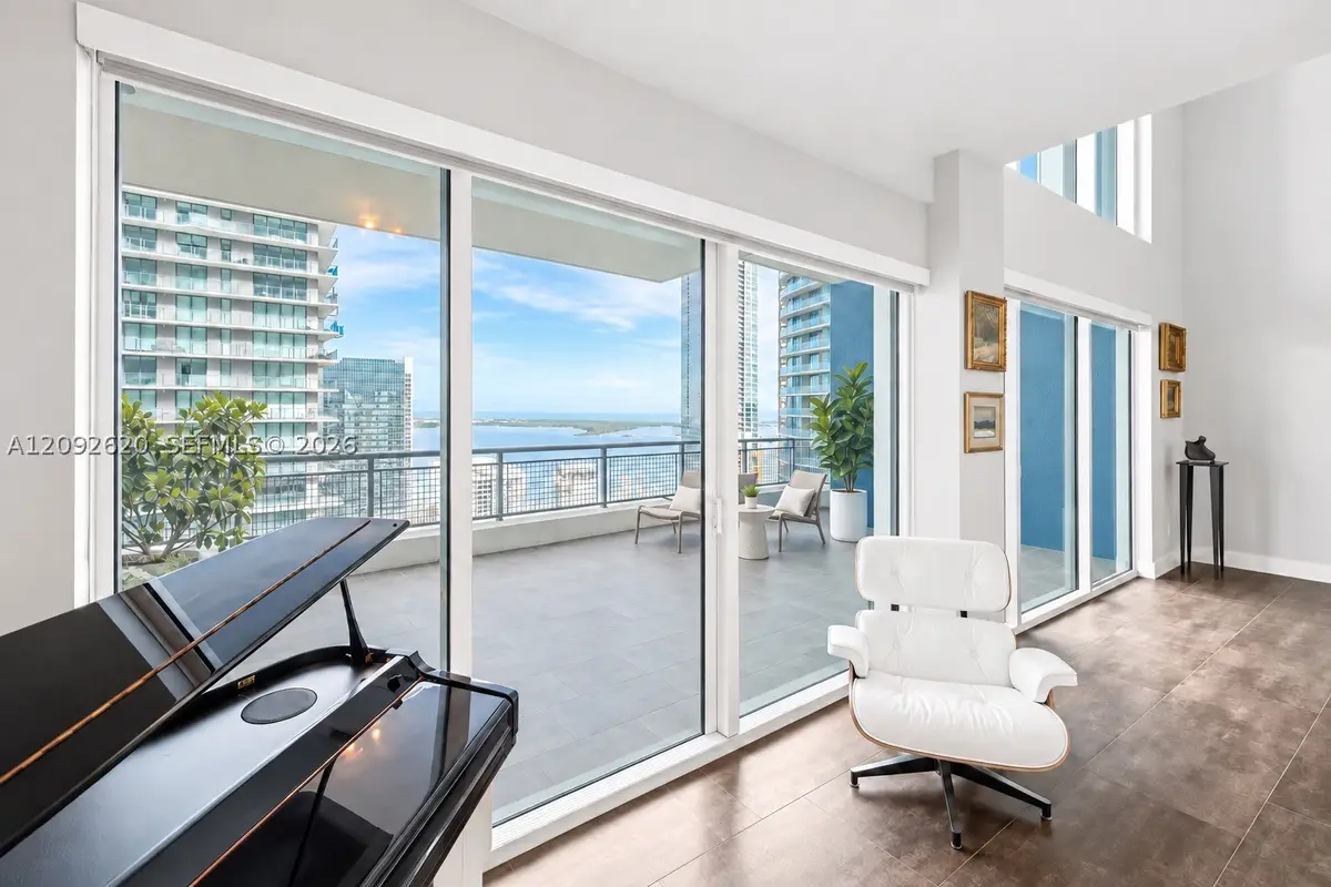 60 SW 13th St #4002, Miami, FL 33130 - #1