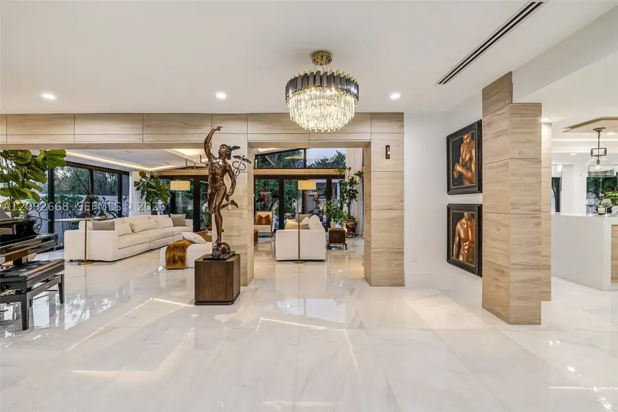8761 SW 56th St, Miami, FL 33165 - #3