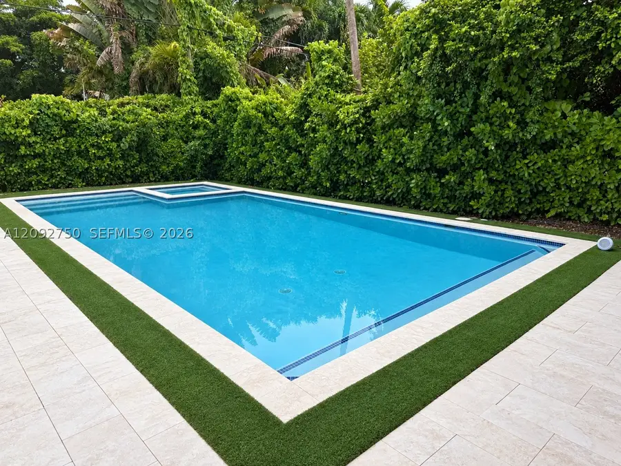 421 Luenga Ave, Coral Gables, FL 33146 - #3