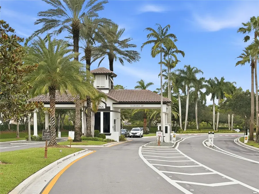 1612 Blue Jay Cir, Weston, FL 33327 - #2