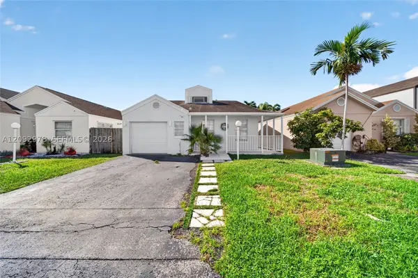 10024 SW 222nd St, Cutler Bay, FL 33190