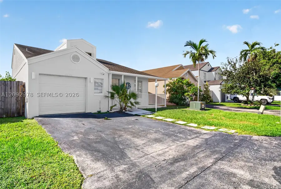 10024 SW 222nd St, Cutler Bay, FL 33190 - #2