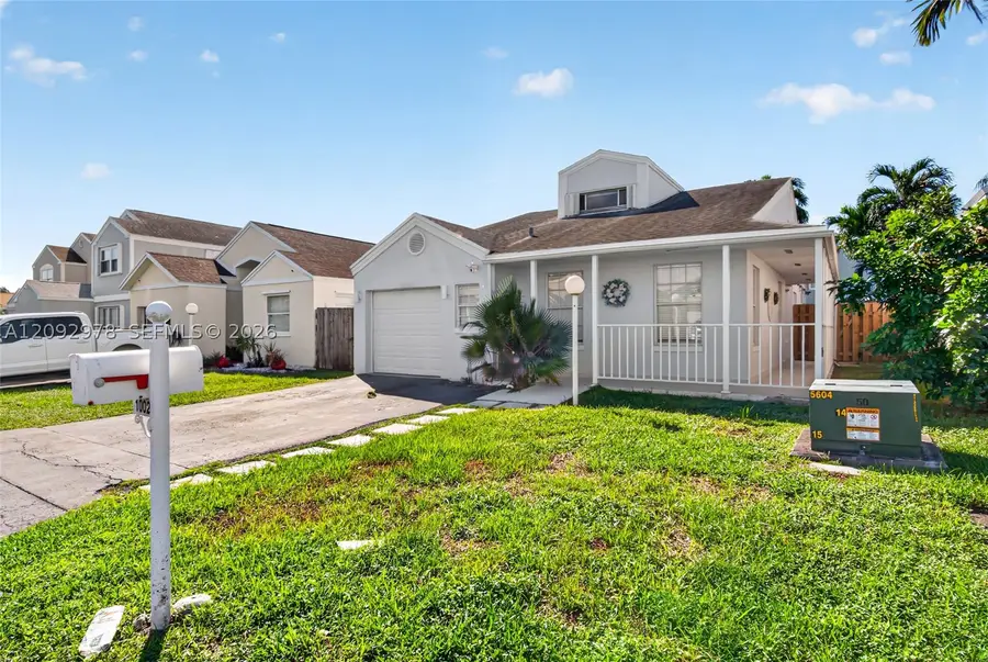 10024 SW 222nd St, Cutler Bay, FL 33190 - #3