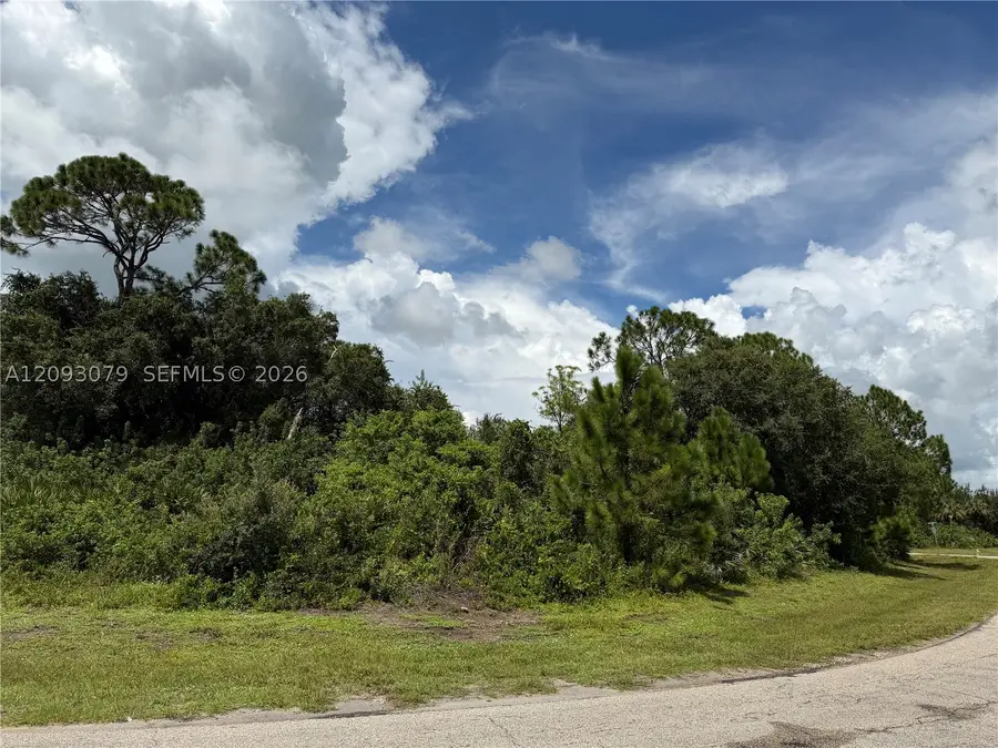 6028 Keystone Cir, Labelle, FL 33935 - #2
