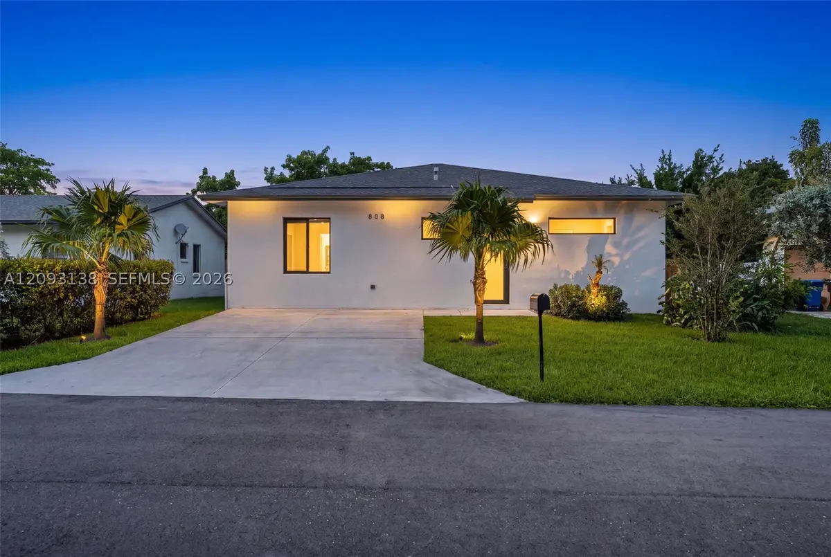 808 NW 5th Ter, Hallandale Beach, FL 33009 - #1