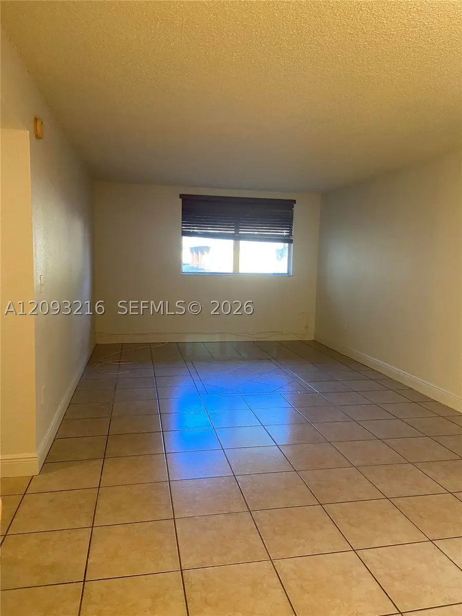 666 W 81st St #127, Hialeah, FL 33014 - #2