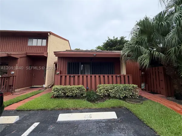 458 SE 11th Ter, Dania Beach, FL 33004