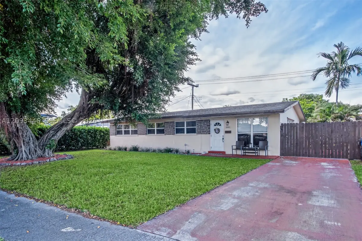 6641 Fillmore St, Hollywood, FL 33024 - #1