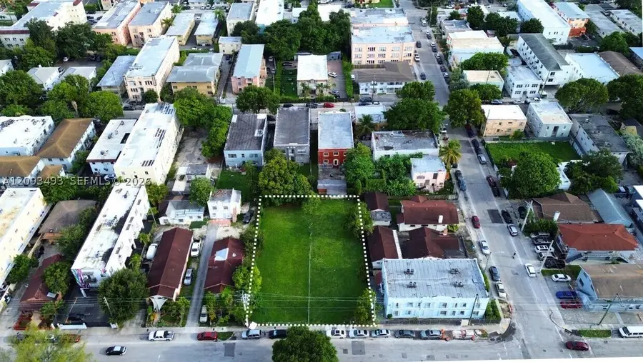 972 SW 3rd St, Miami, FL 33130 - #2