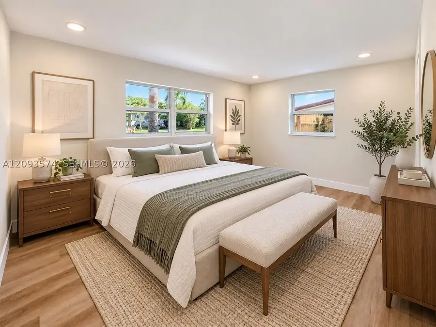 340 SE 3rd St, Deerfield Beach, FL 33441 - #2