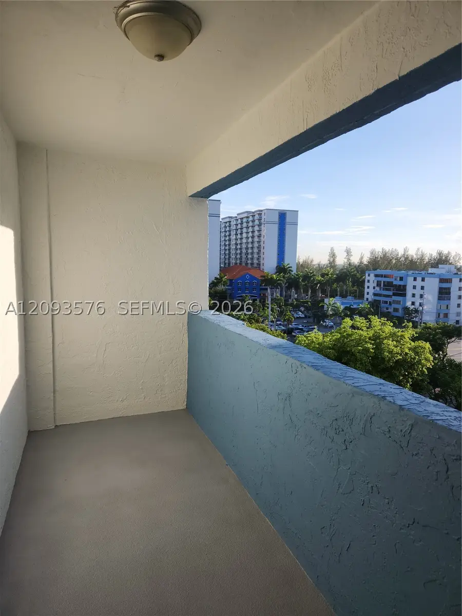 5050 NW 7th St #709, Miami, FL 33126 - #3