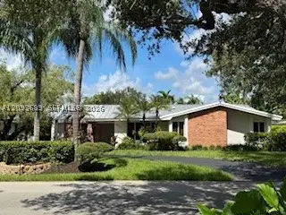 8325 SW 164th Ter, Palmetto Bay, FL 33157