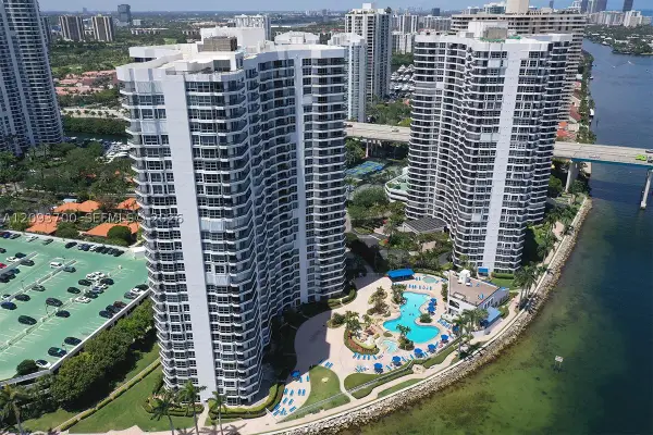 19101 NE 36th Ct #1612, Aventura, FL 33180