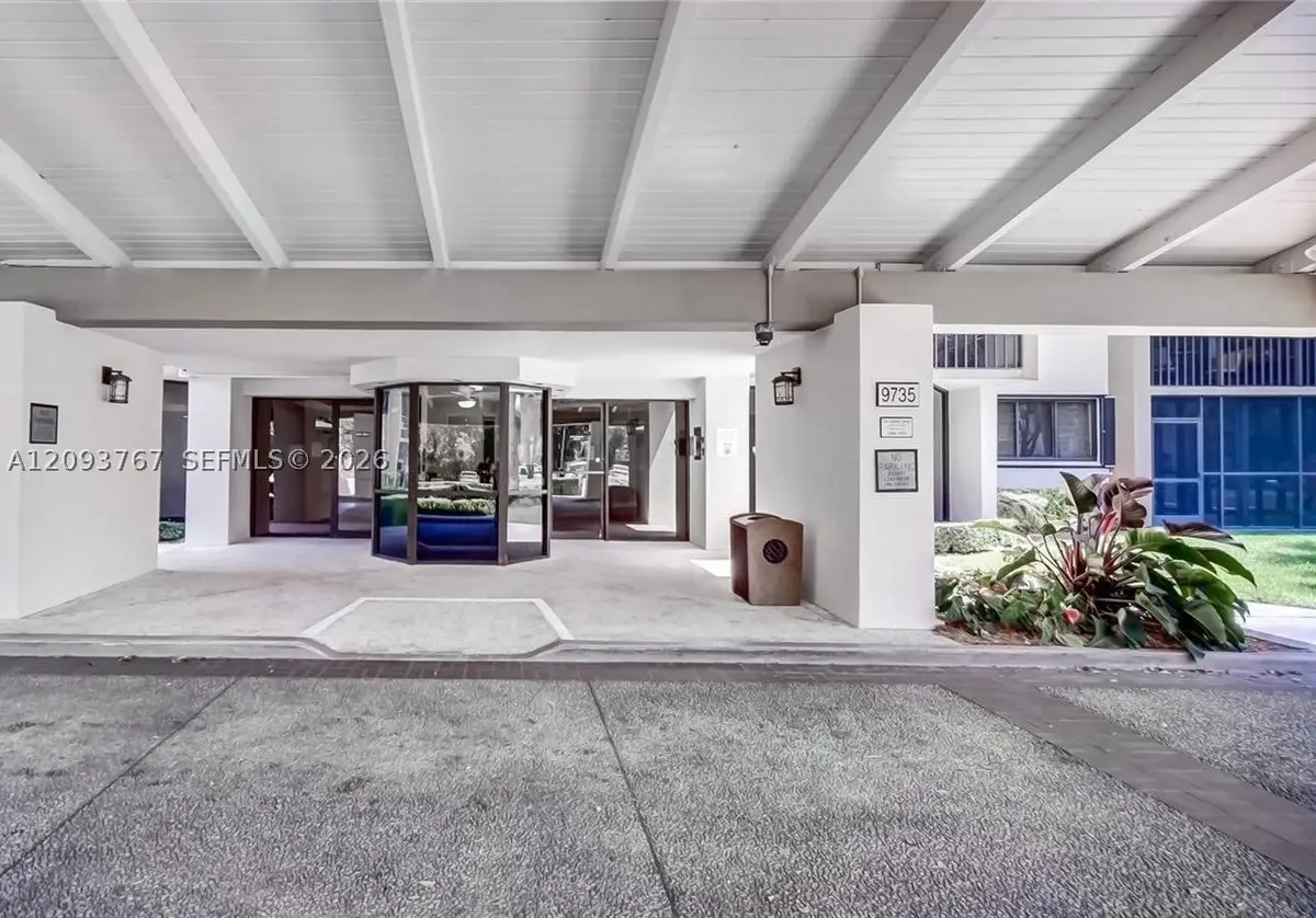 9735 NW 52nd St #420, Doral, FL 33178 - #1