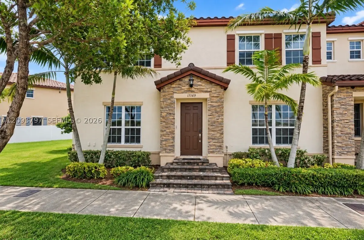 17169 SW 96th St, Miami, FL 33196 - #1