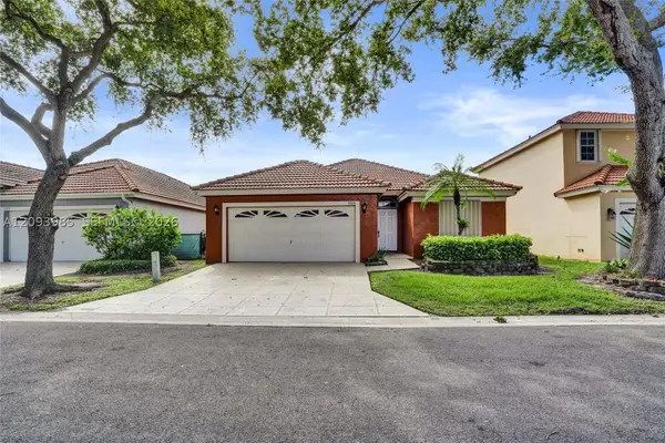 1014 Aspri Way, Palm Beach Gardens, FL 33418
