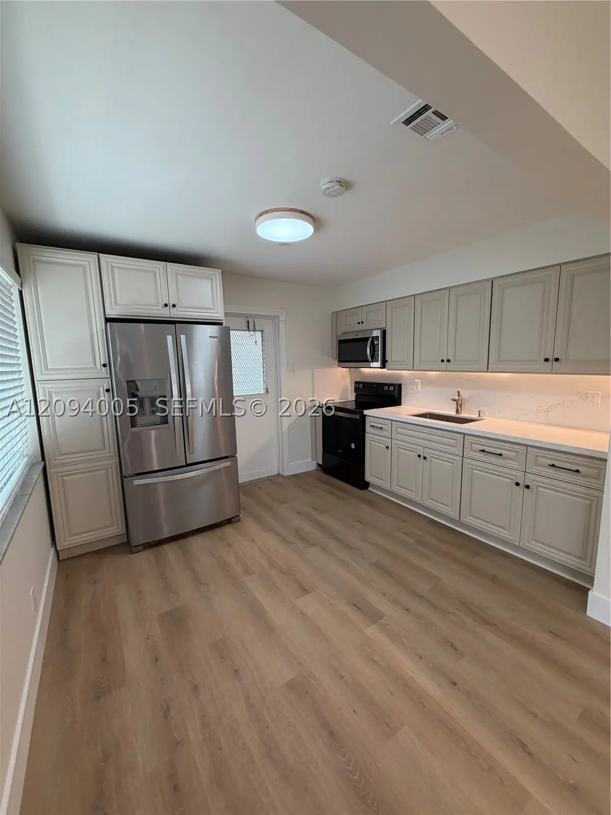708 SW 7th Ave, Hallandale Beach, FL 33009 - #1