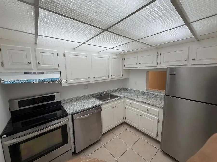 7825 Fairview Dr #202, Tamarac, FL 33321 - #2