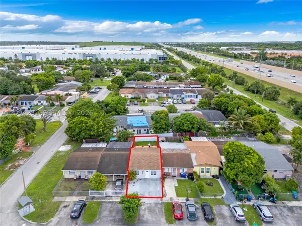 21466 NW 40th Cir Ct, Miami Gardens, FL 33055