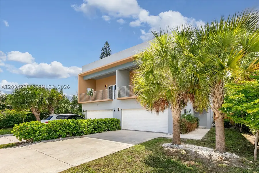 1123 NE 23rd Ter, Pompano Beach, FL 33062 - #3