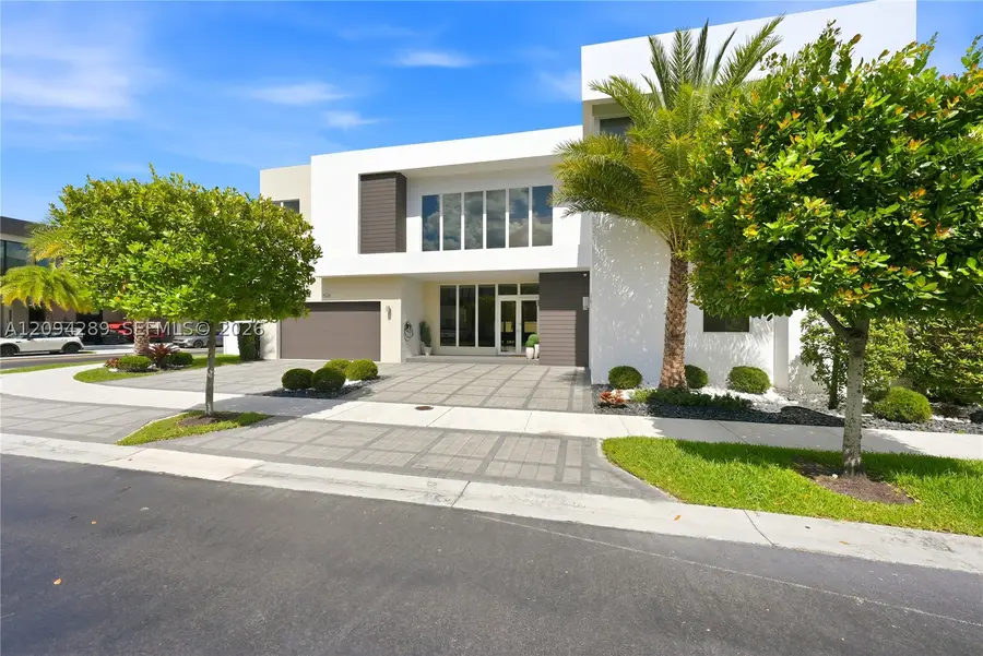 7525 NW 103rd Pl, Doral, FL 33178 - #3