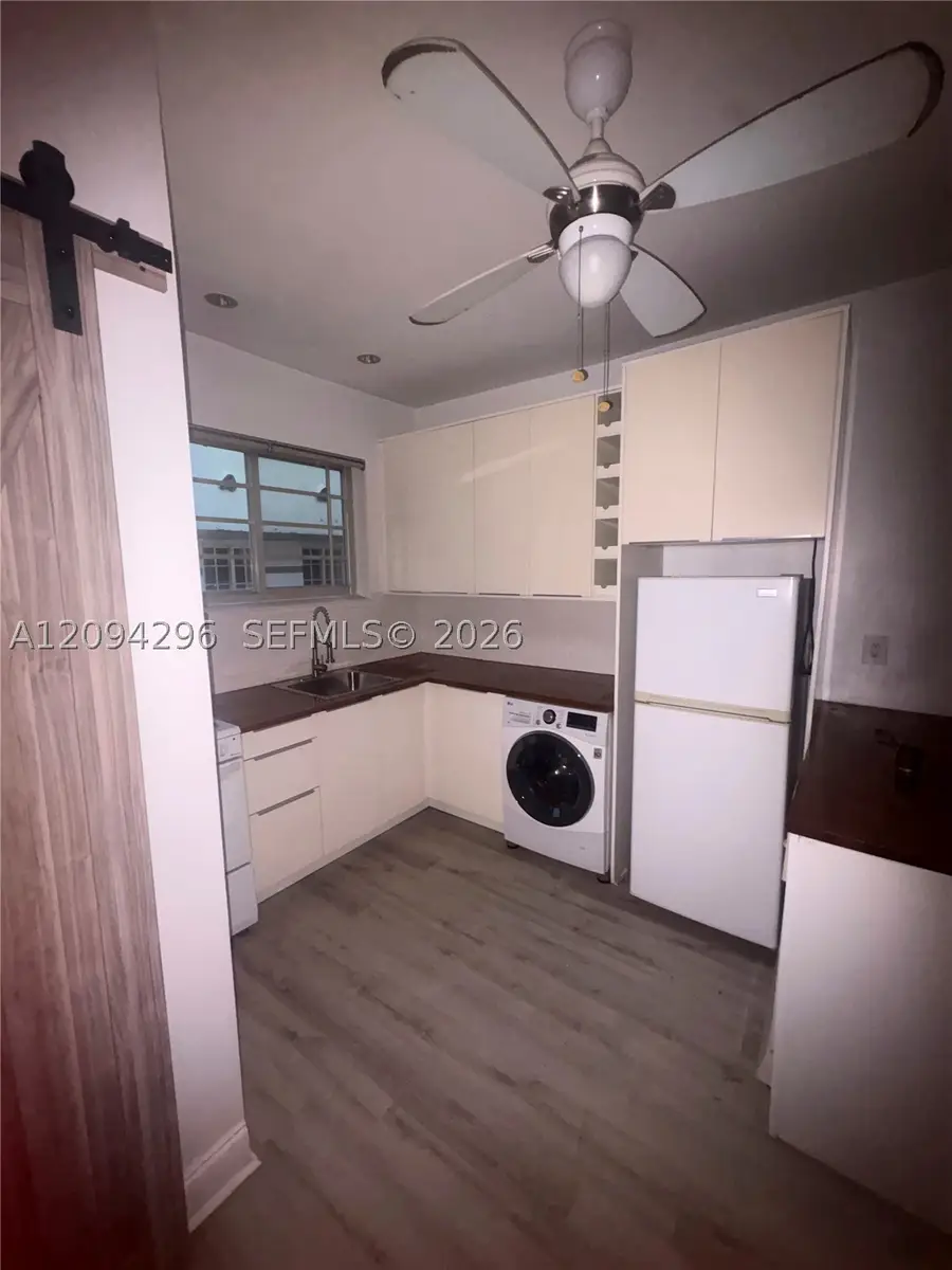 637 12th St #6, Miami Beach, FL 33139 - #2