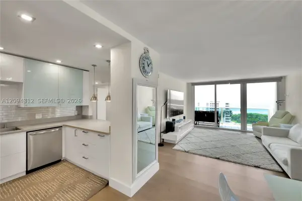 100 Bayview Dr #1008, Sunny Isles Beach, FL 33160