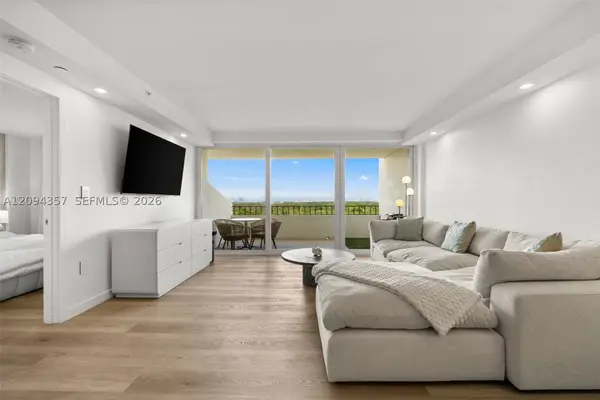 155 Ocean Lane Dr #1002, Key Biscayne, FL 33149