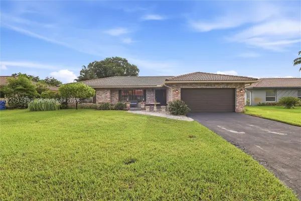 653 NW 100 Ln, Coral Springs, FL 33071