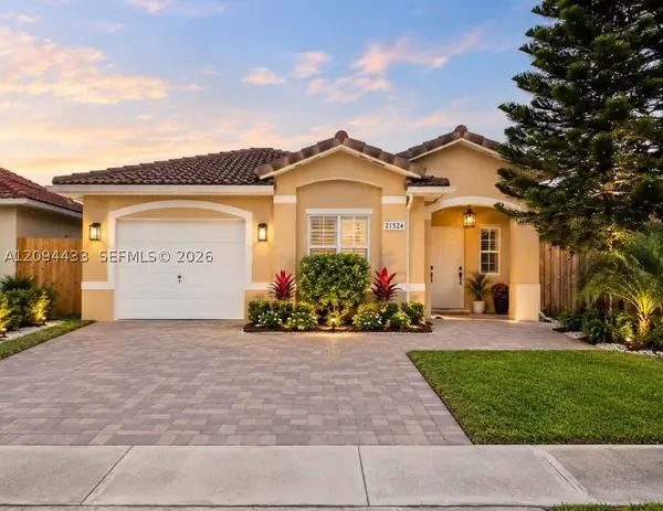 21524 SW 89th Path, Cutler Bay, FL 33189