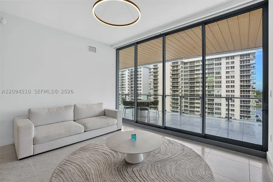 5775 Collins Ave #705, Miami Beach, FL 33140 - #2