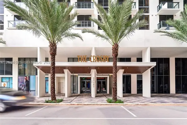 11 NE 6th St #706, Miami, FL 33132
