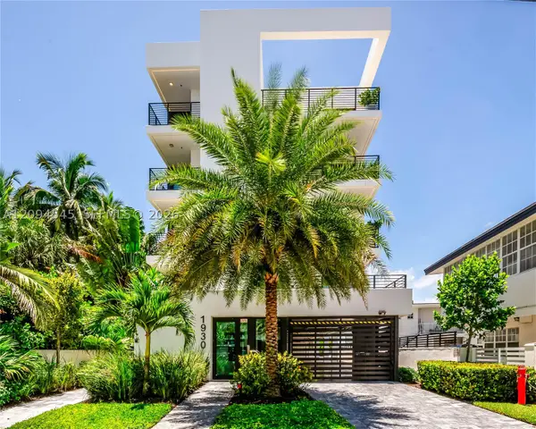 1930 Bay Dr #2, Miami Beach, FL 33141