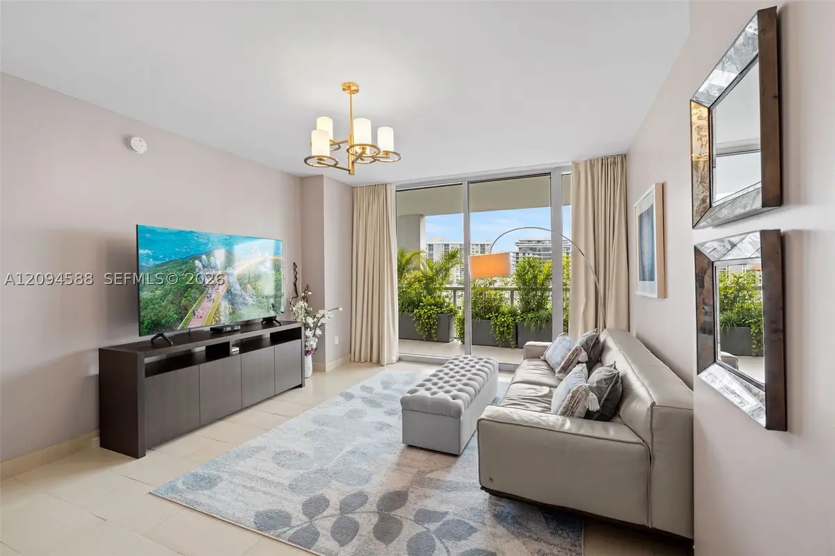 6799 Collins Ave #606, Miami Beach, FL 33141 - #1