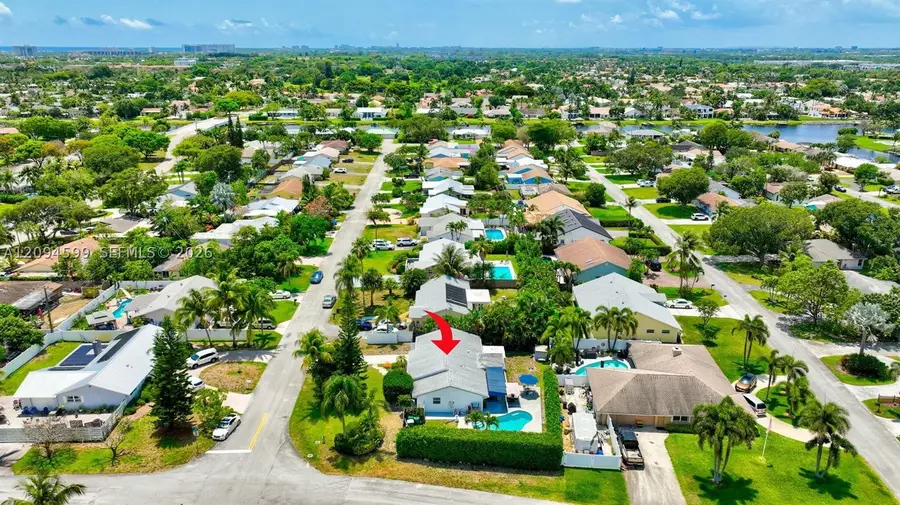 654 Bunting Dr, Delray Beach, FL 33444 - #2