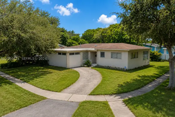 50 NE 132nd Ter, North Miami, FL 33161