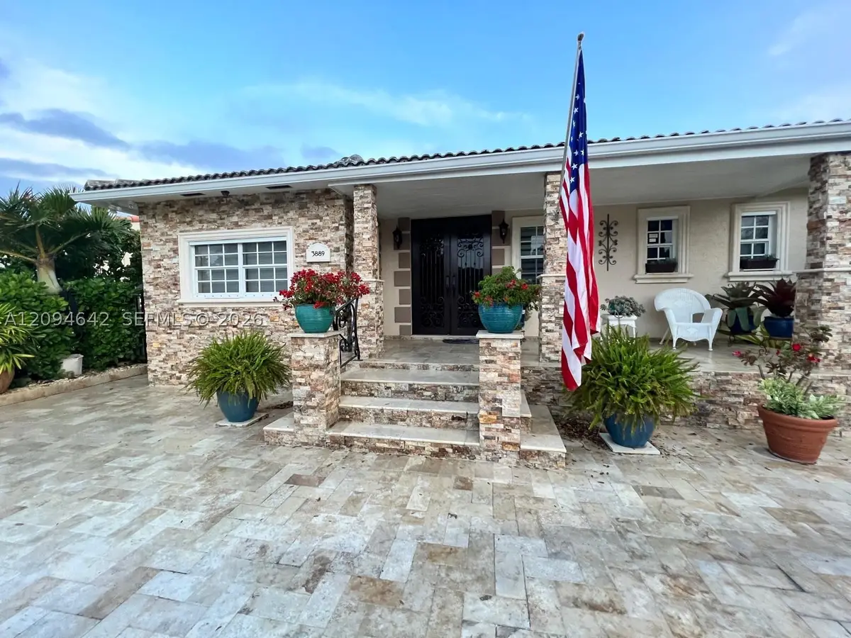 3889 NW 5th St, Miami, FL 33126 - #1