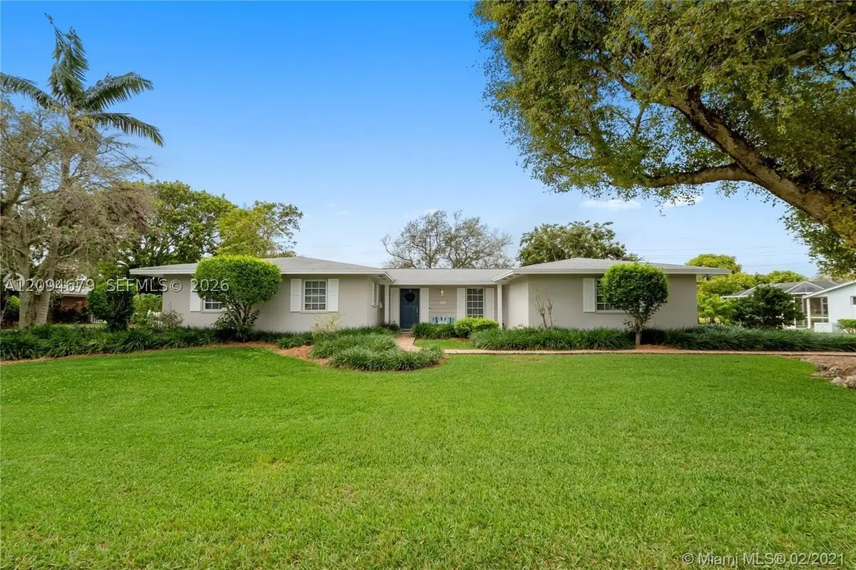 16220 SW 88th Ave Rd, Palmetto Bay, FL 33157 - #1