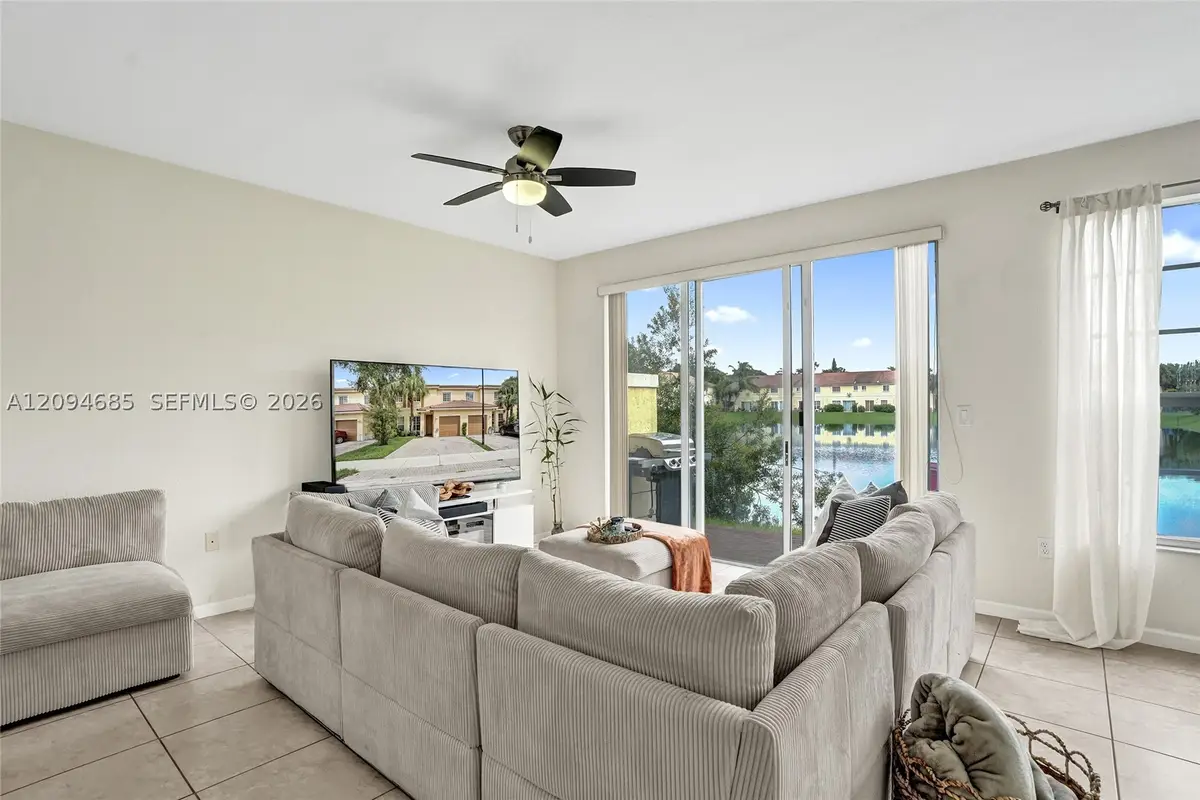 3169 NW 32nd Ct, Oakland Park, FL 33309 - #1