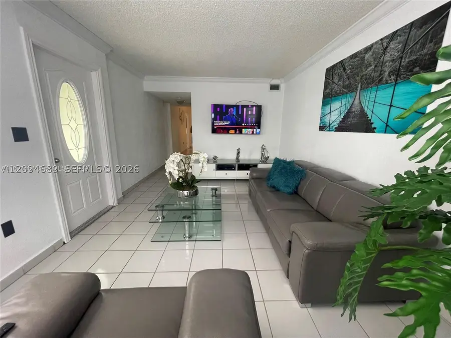 961 W 37th Ter #30, Hialeah, FL 33012 - #2