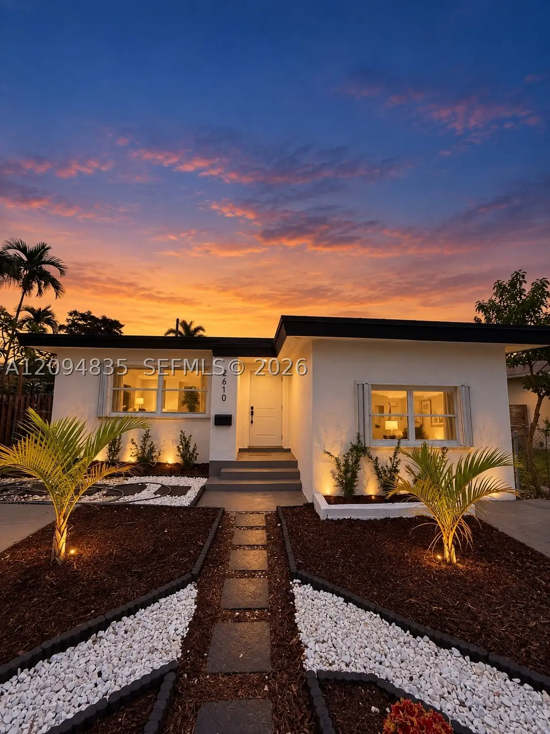2610 Pierce St, Hollywood, FL 33020 - #1