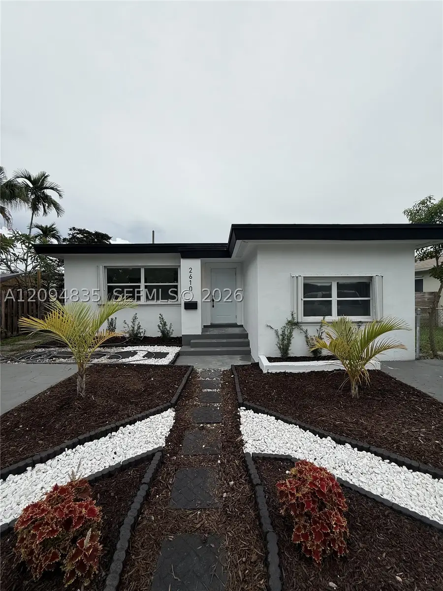 2610 Pierce St, Hollywood, FL 33020 - #2