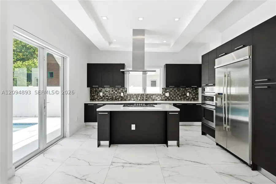 8221 NW 34th Dr, Doral, FL 33122 - #2